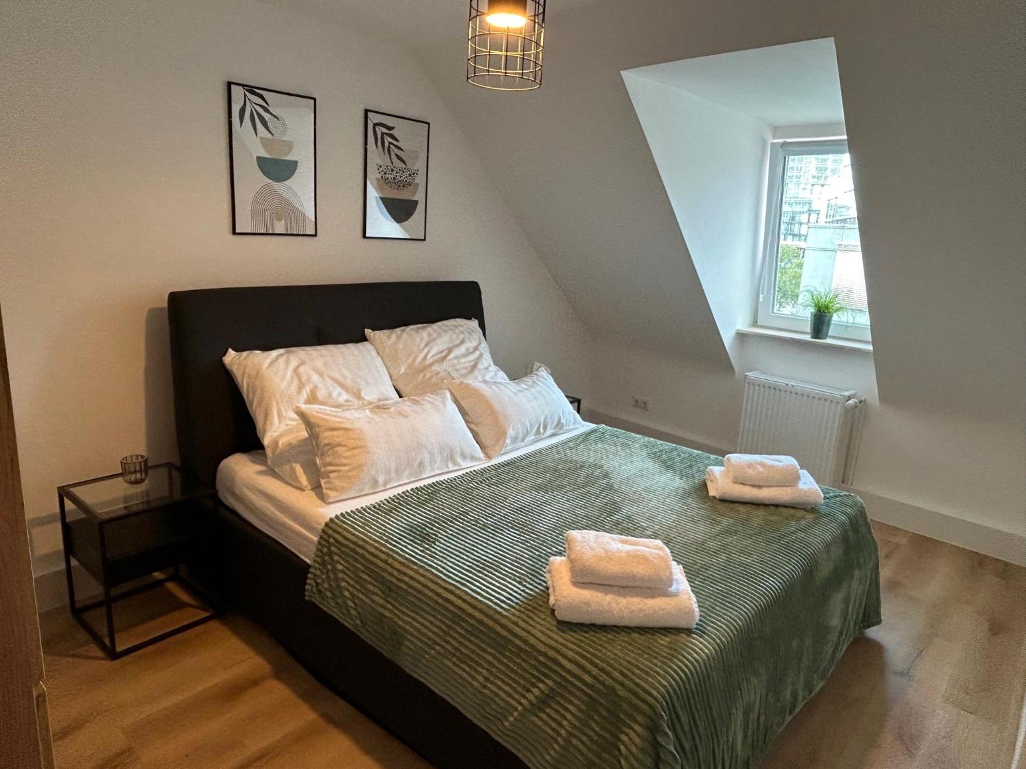 Hoel-moderne In Zentraler Lage, Schallschutzfenster, 24h-self-check-in, Hannover