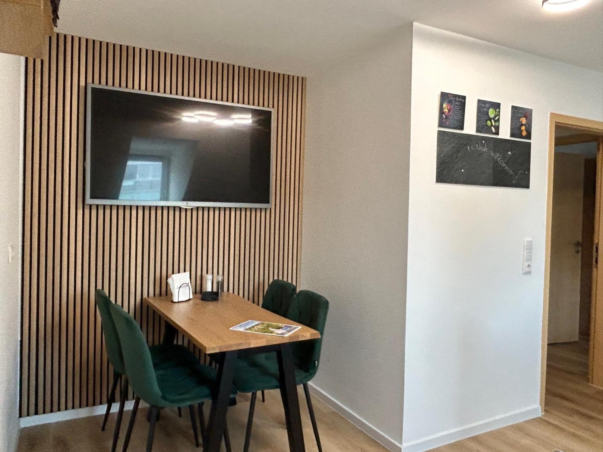 Hoel-moderne In Zentraler Lage, Schallschutzfenster, 24h-self-check-in, Апартаменты Ганновер